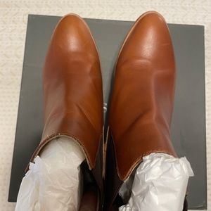 Nisolo Heeled Chelsea Boot